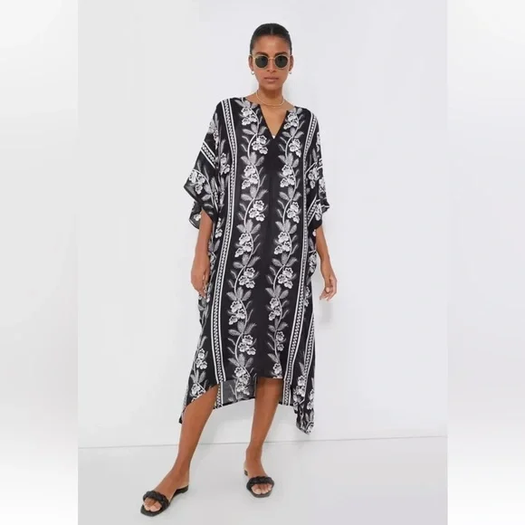 TUCKERNUCK Tnuck Beach Noir‎ Bloom Caftan Dress Coverup - Picture 2 of 12